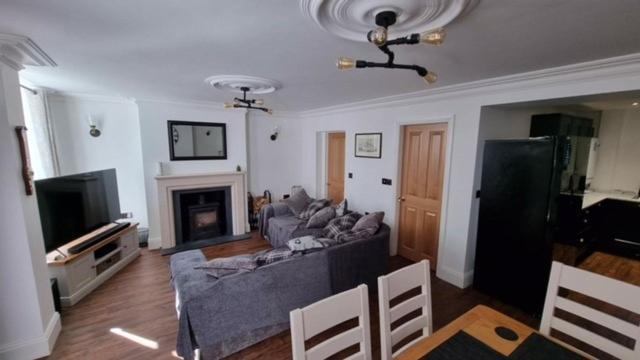6 Church Street, Whitehaven - Perfect Deployment Location For Coast To Coast Cyclists & Hikers Exterior foto